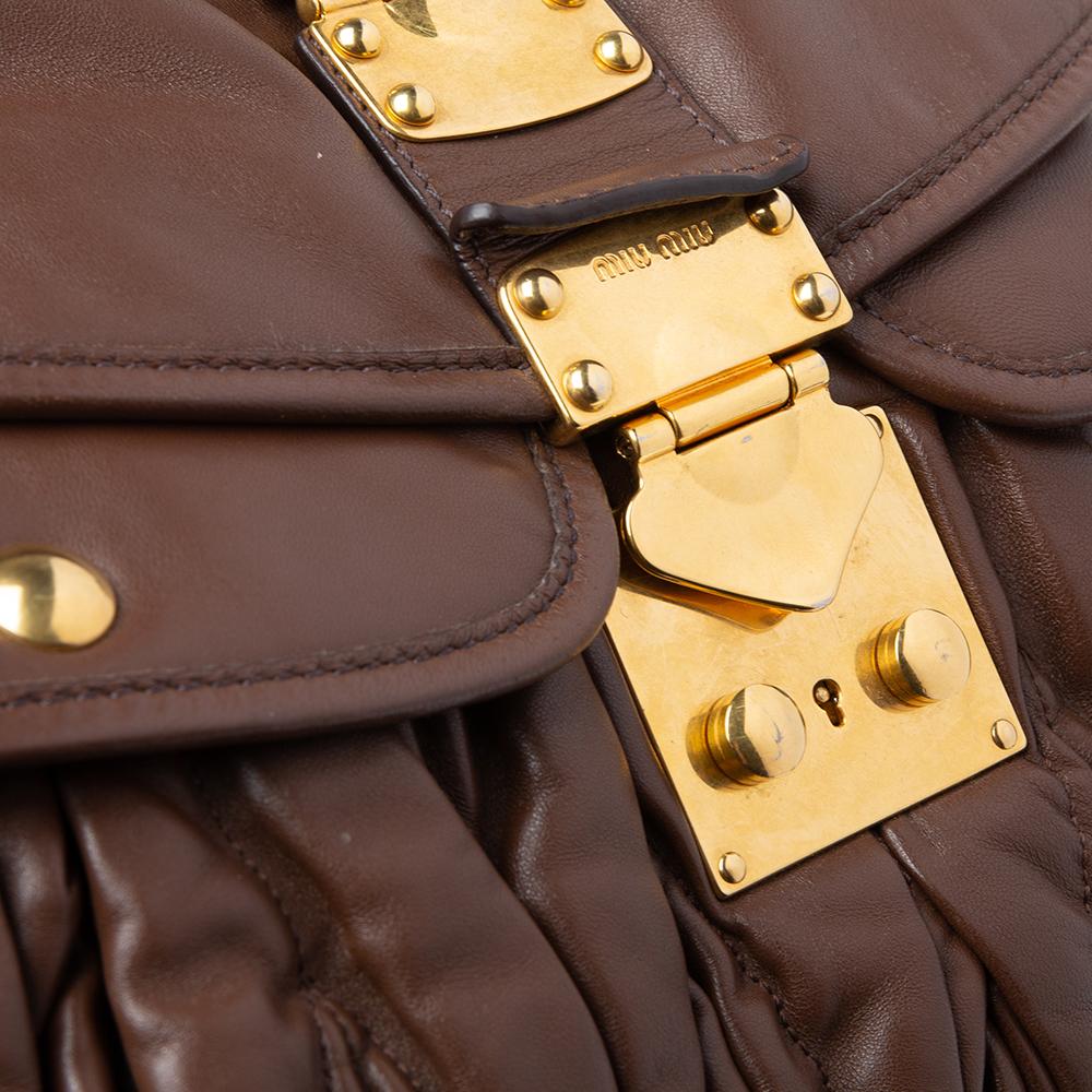 Miu Miu Brown Matelassé Leather Coffer Hobo In Good Condition In Dubai, Al Qouz 2