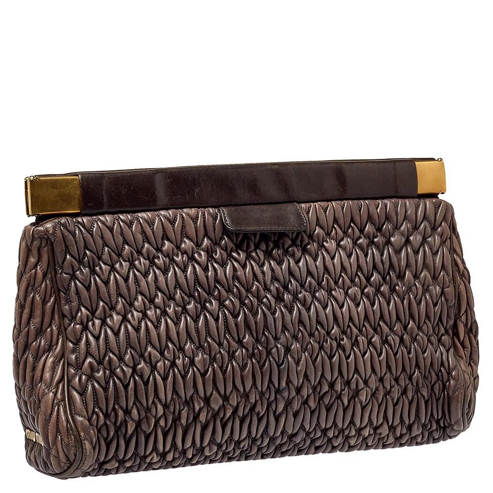 Miu Miu Brown Matelasse Leather Frame Clutch In Fair Condition In Dubai, Al Qouz 2