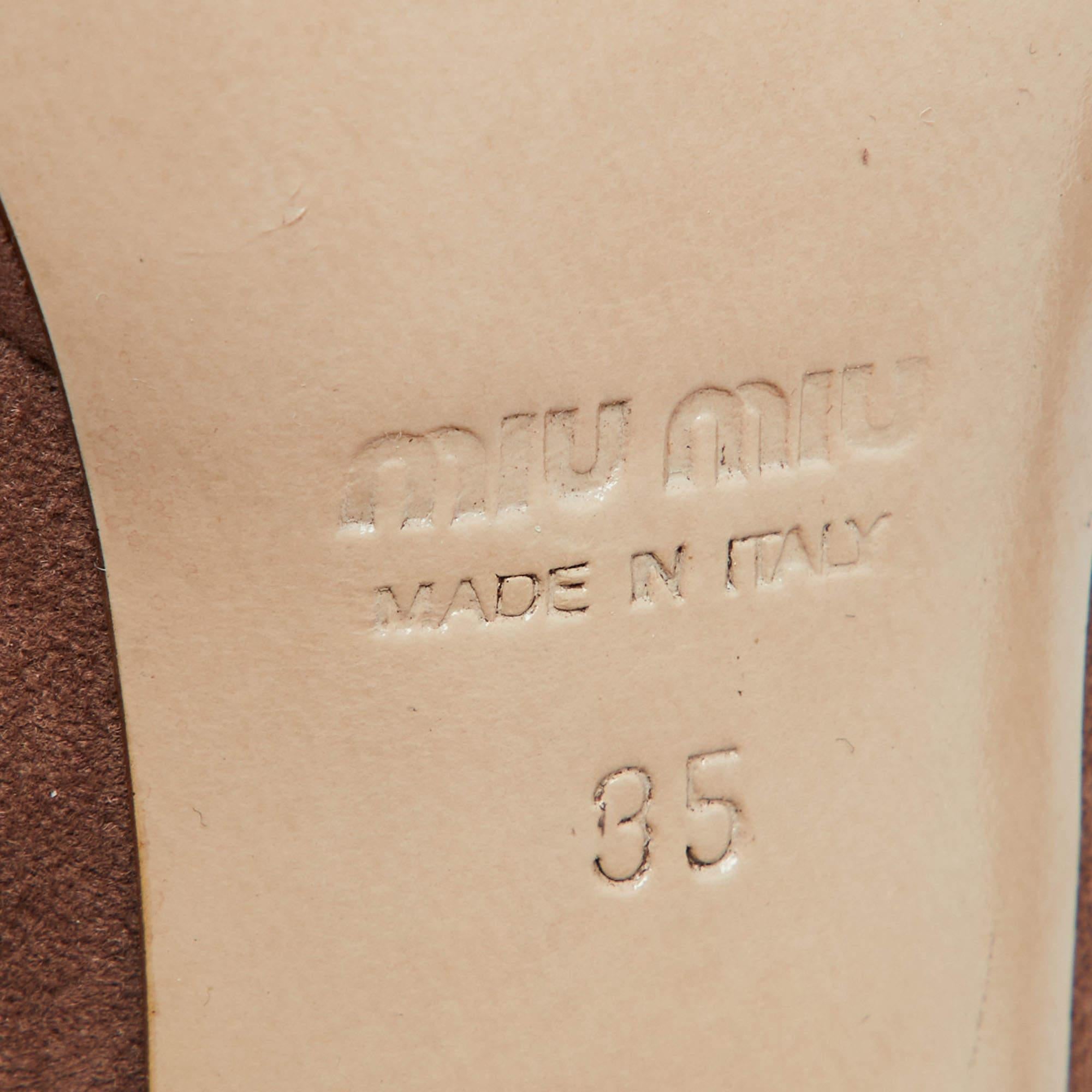 Miu Miu - Escarpins à plateforme en daim Brown - Taille 35 en vente 3