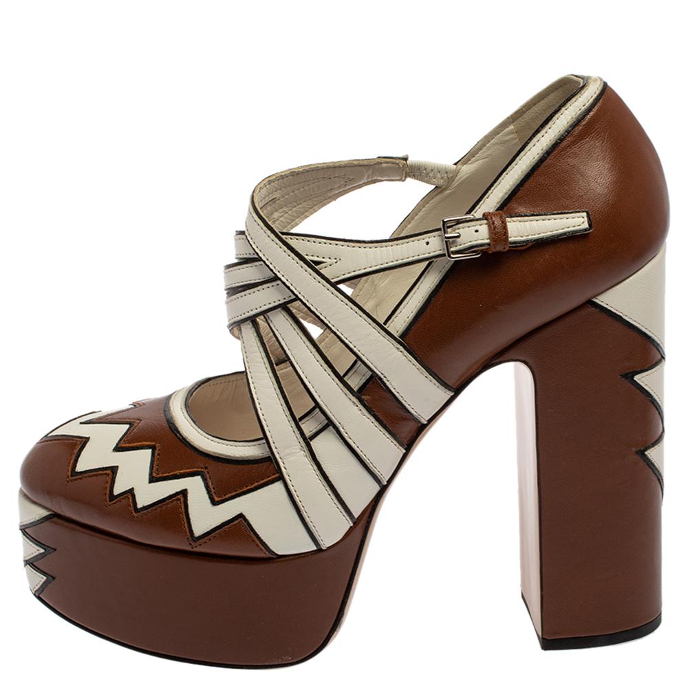 Miu Miu Brown/White Leather Mary Jane Strap Pumps Size 38 In Good Condition In Dubai, Al Qouz 2