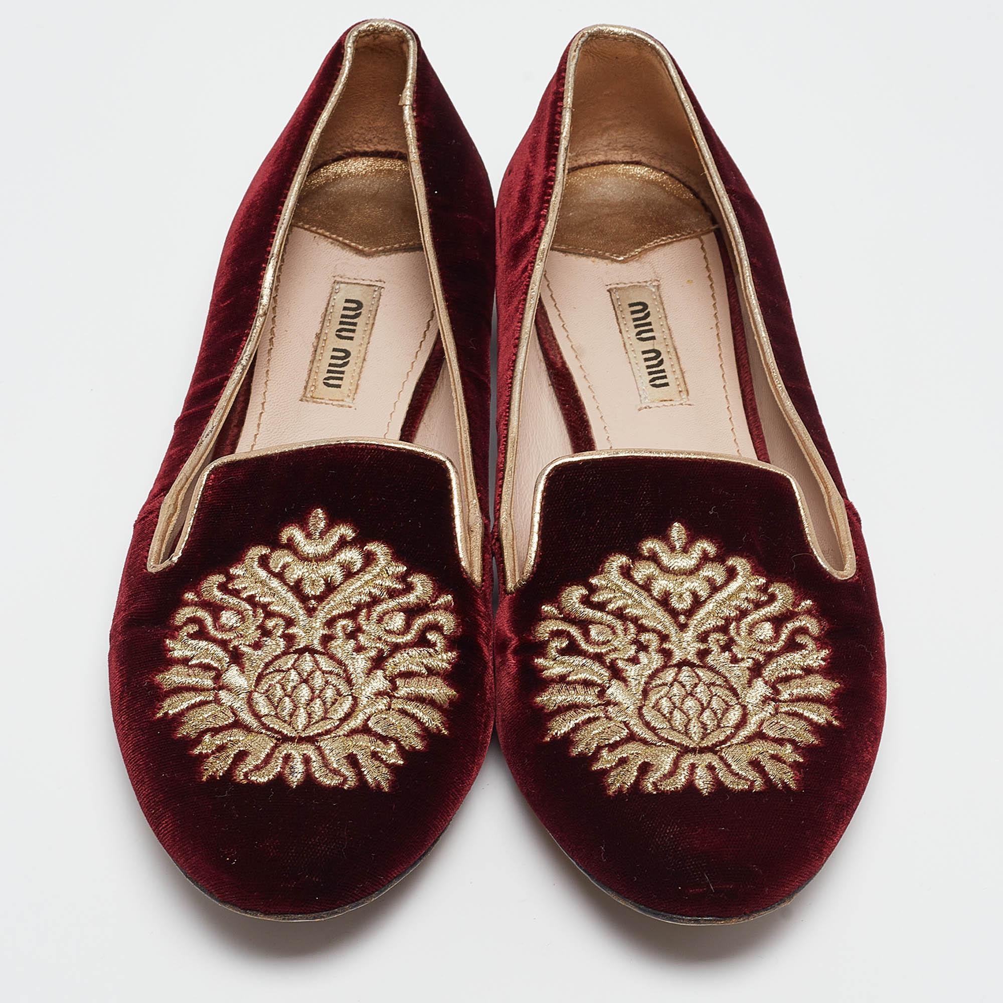 Black Miu Miu Burgundy Embroidered Velvet Crystal Embellished Smoking Slippers Size 37