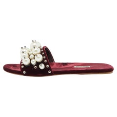 Miu Miu Burgundy Velvet Faux Pearl Embellished Flat Sandals Size 40.5