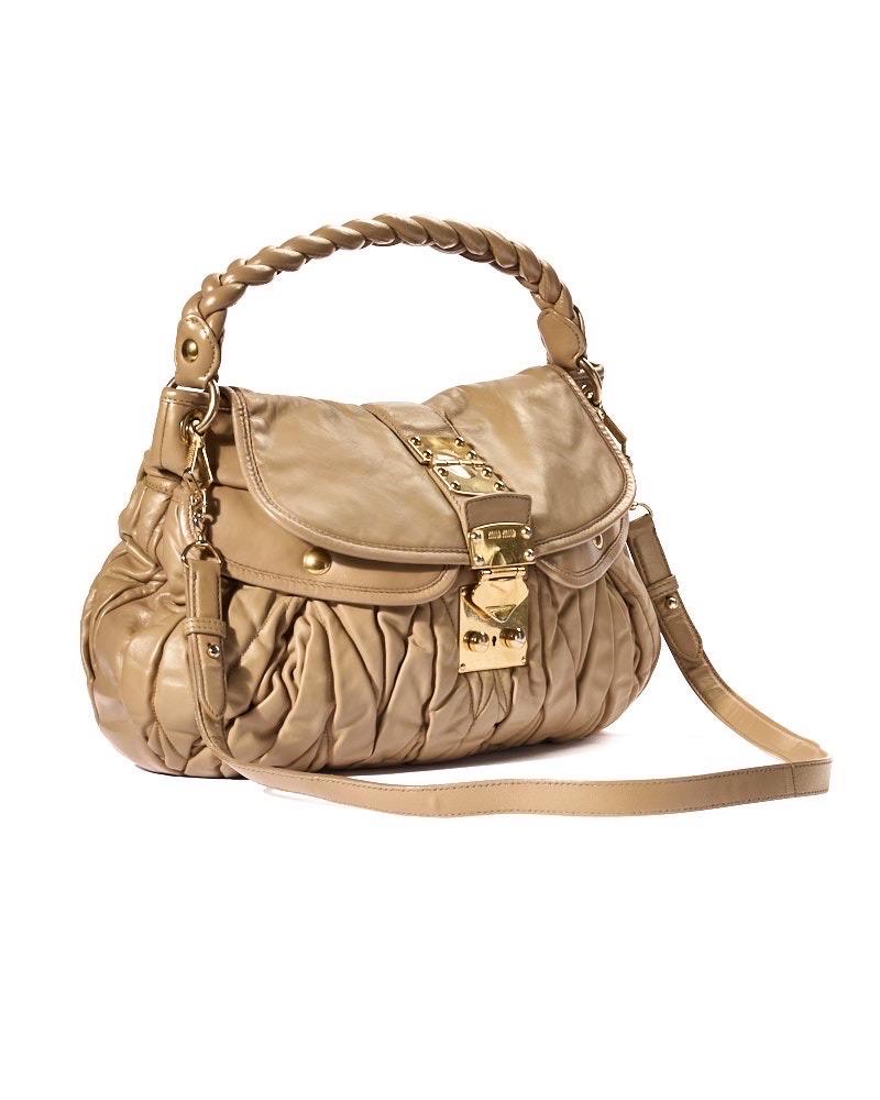Miu Miu Coffer Large Groffata Beige Borsa a spalla For Sale 3