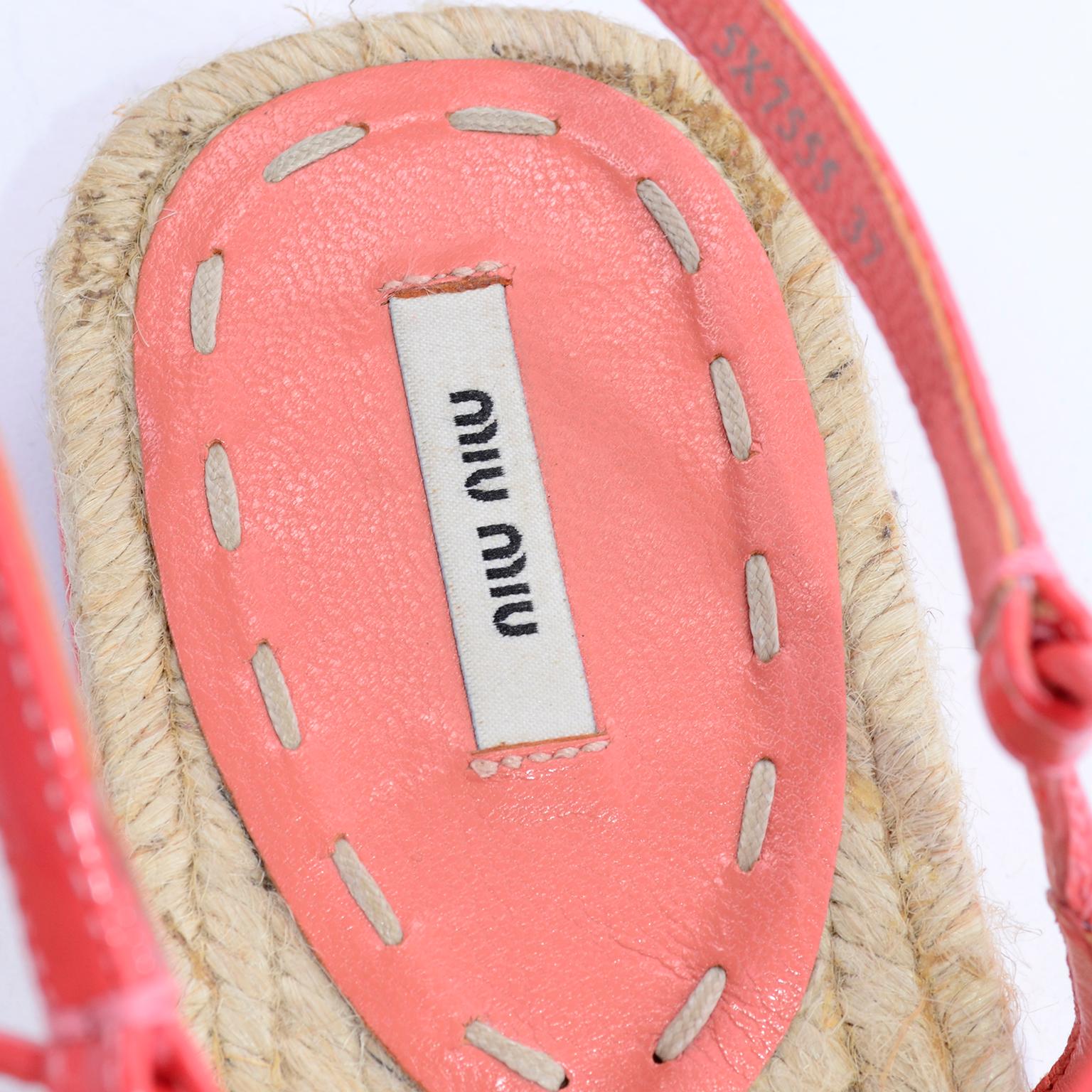 Miu Miu Coral Ankle Strap Leather & Woven Straw Sandals Size 37	 For Sale 4