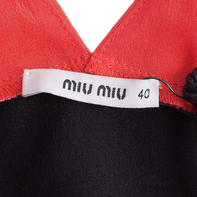 MIU MIU coral black white silk COLORBLOCK Sleeveless Mini Dress 40 S In Excellent Condition For Sale In Zürich, CH