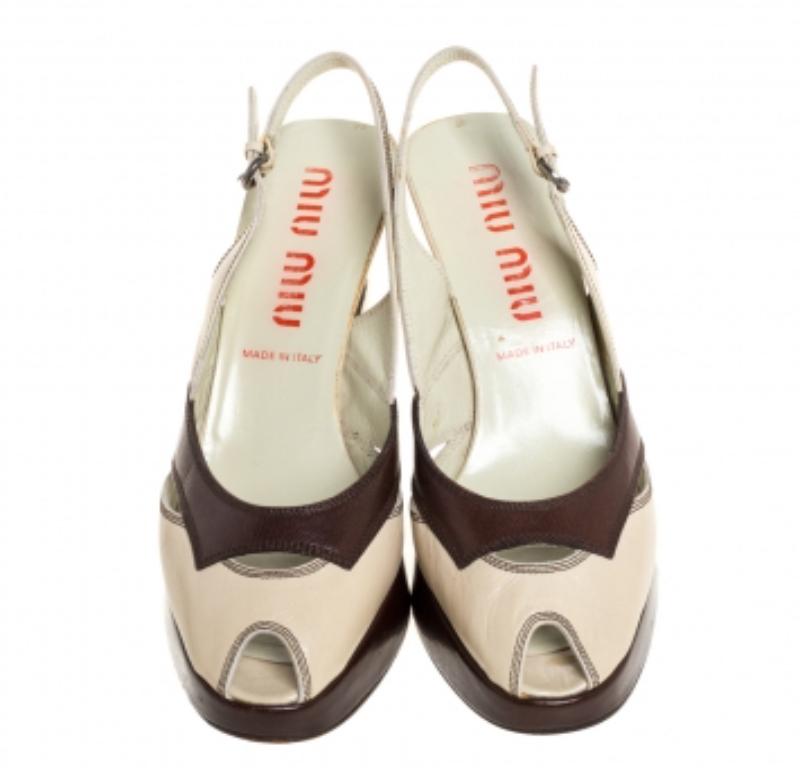 Miu Miu Cream/Brown Leather Peep Toe Platform Slingback Sandals Size 38.5 In Good Condition For Sale In Dubai, Al Qouz 2