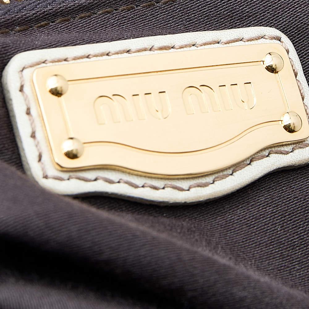 Women's Miu Miu Cream Leather Fold Over Shoulder Bag For Sale