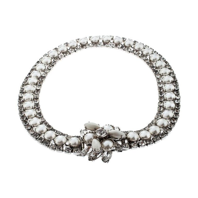 Barrette à Cheveux Vintage - Fleur Argentée Avec Perle Fausse - Occasion