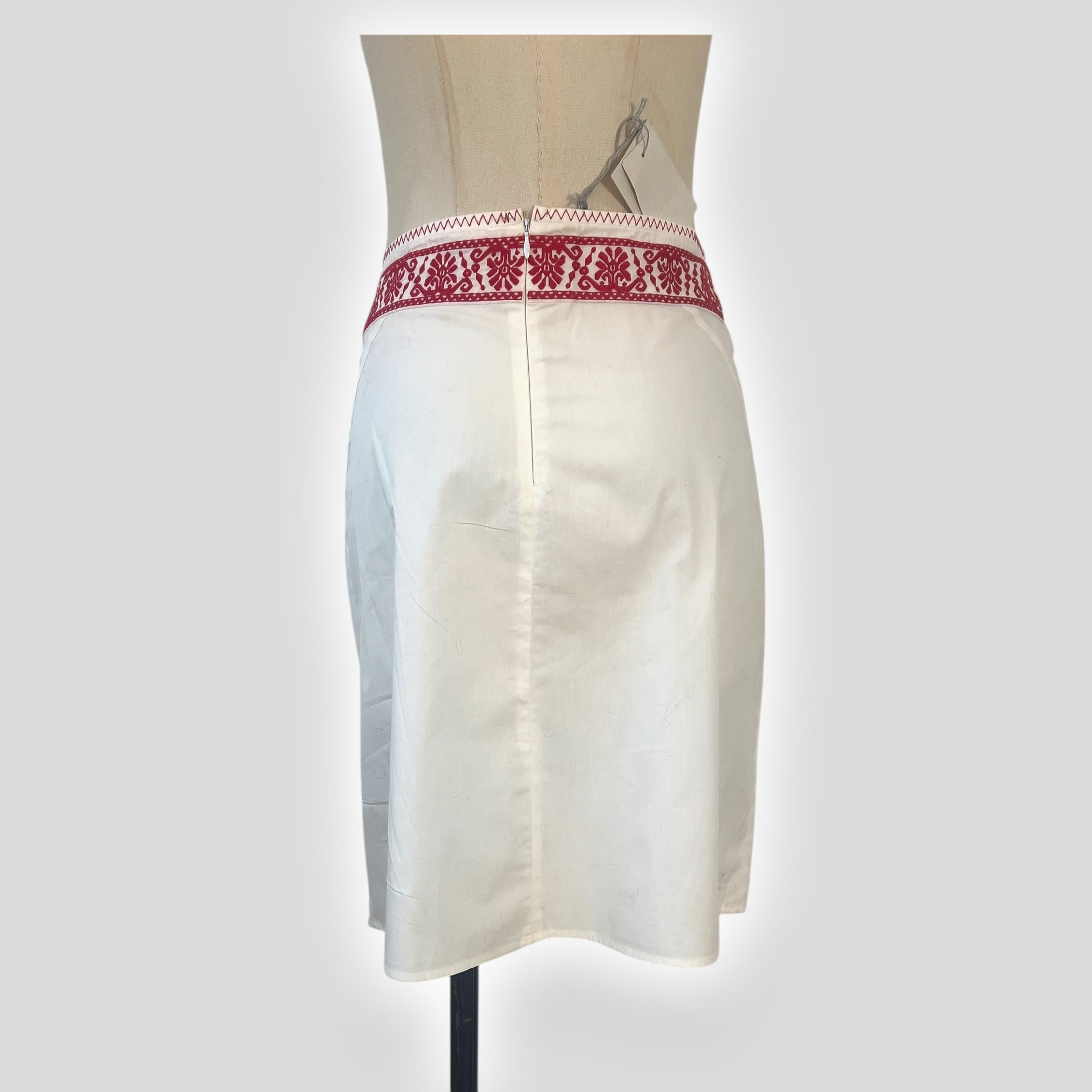 Women's Miu Miu Embroidered Cotton Skirt, 2003 For Sale