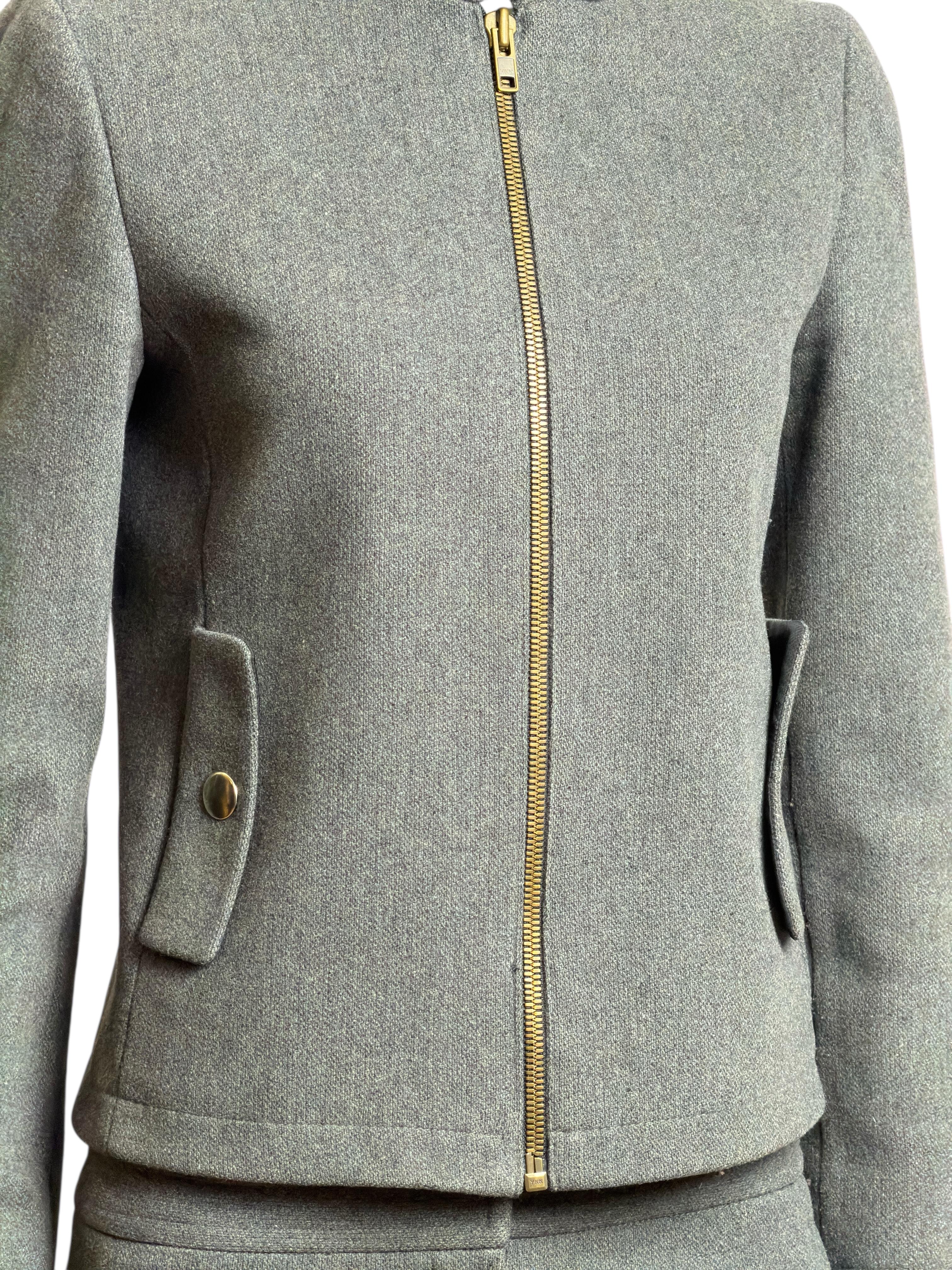 Miu Miu F/W 1999 Grey Wool Tailored Zip Jacket and Skirt Ensemble In Excellent Condition For Sale In Paris, FR