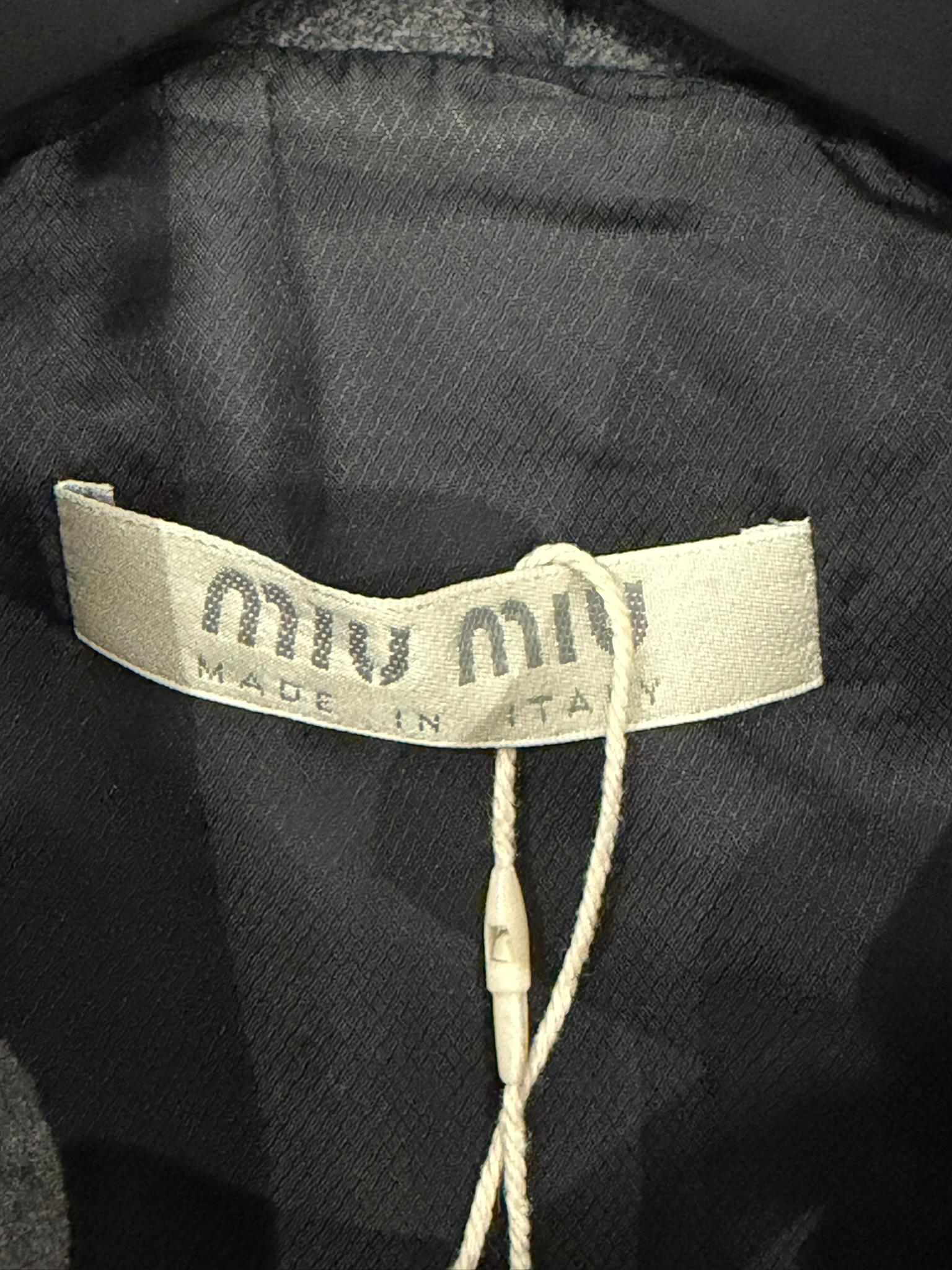 Miu Miu F/W 1999 Grey Wool Tailored Zip Jacket and Skirt Ensemble For Sale 4