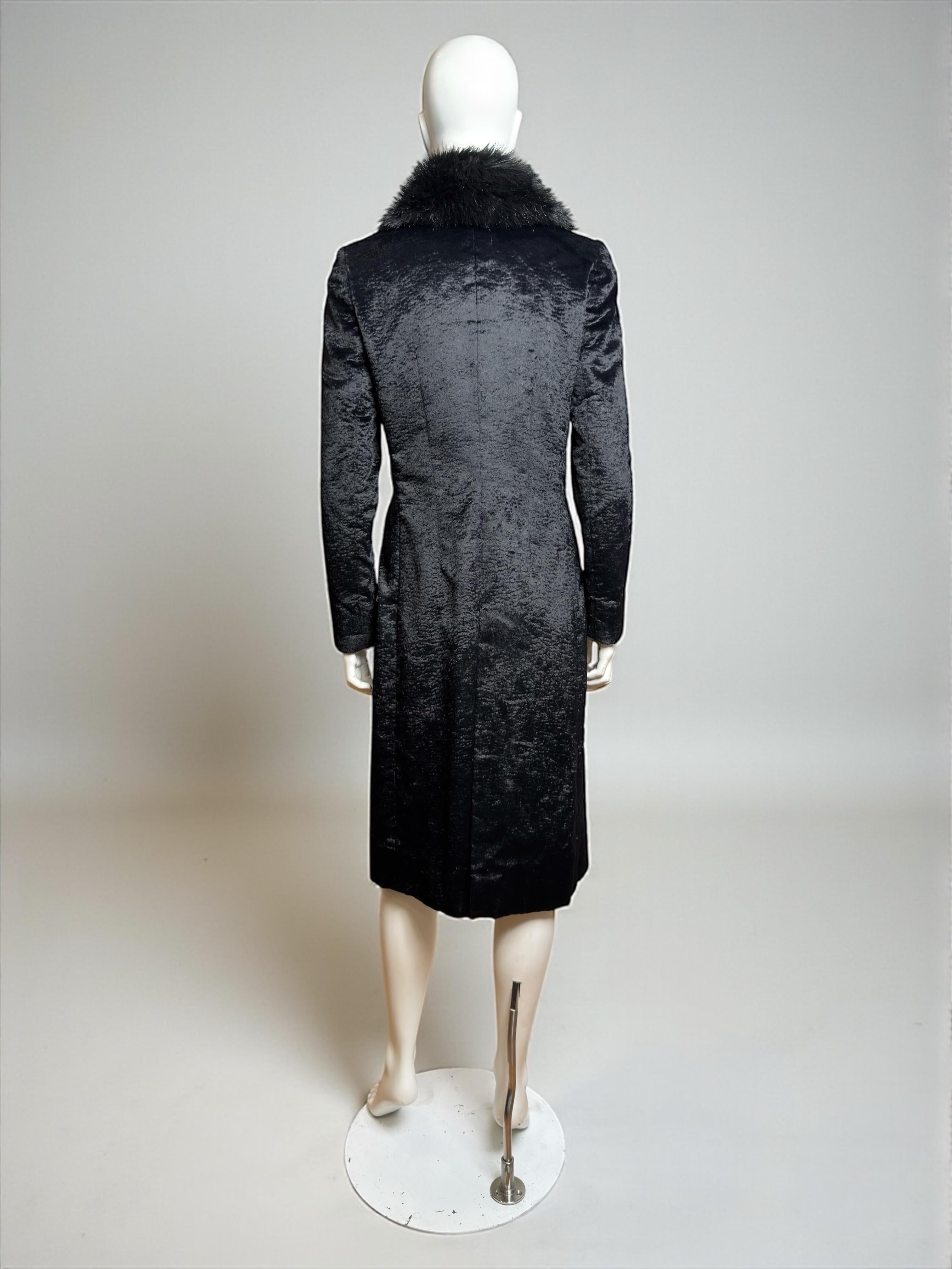 Miu Miu F/W 2000 Faux Astrakan Fur Coat with Detachable Collar en vente 1
