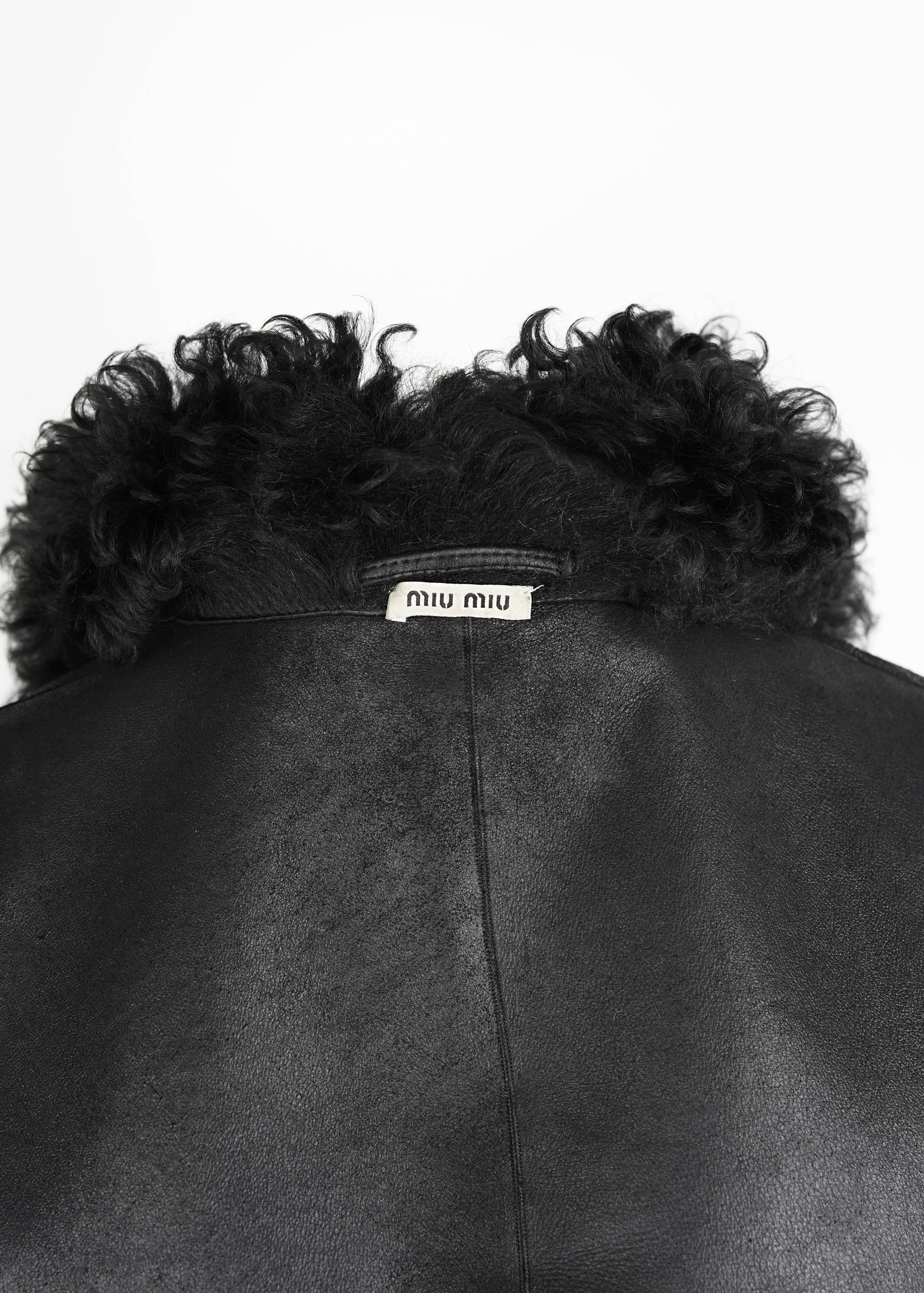 Miu Miu Fall/Winter 2012 Black Dyed Shearling Coat IT 40 en vente 3