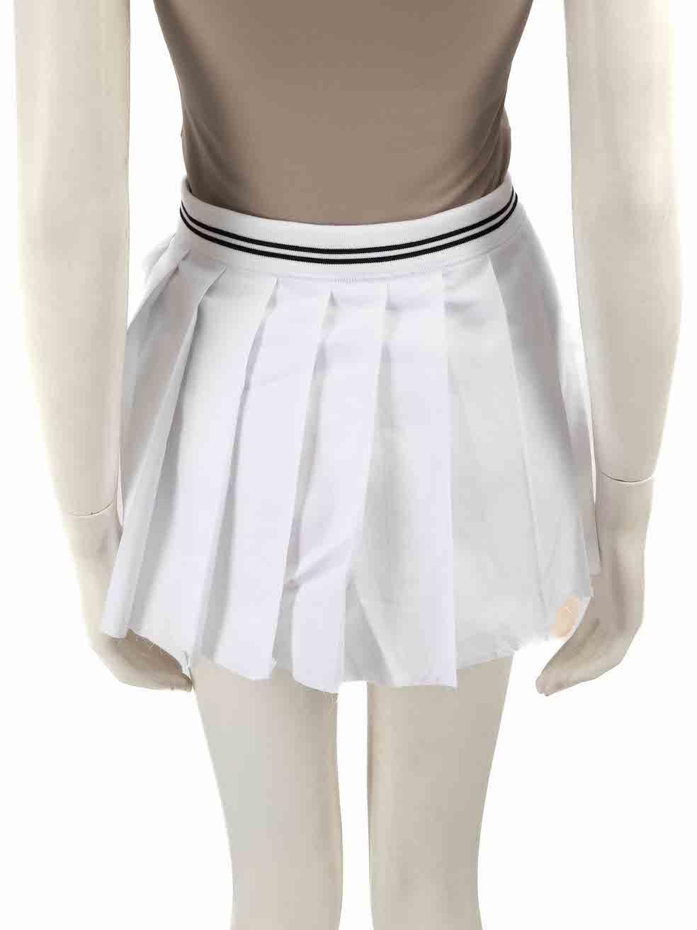 Miu Miu FW23 White Pleated Mini Skirt Size M In New Condition In London, GB