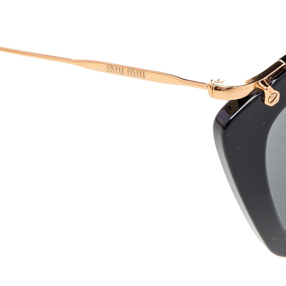 Miu Miu Gold/Black SMU 10N Cat Eye Sunglasses In Good Condition In Dubai, Al Qouz 2