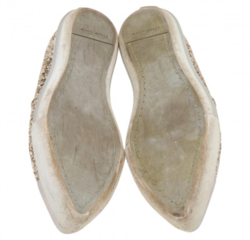 Miu Miu Gold Glitter and Metal Cap Toe Slip On Sneakers Size 35 en vente 2