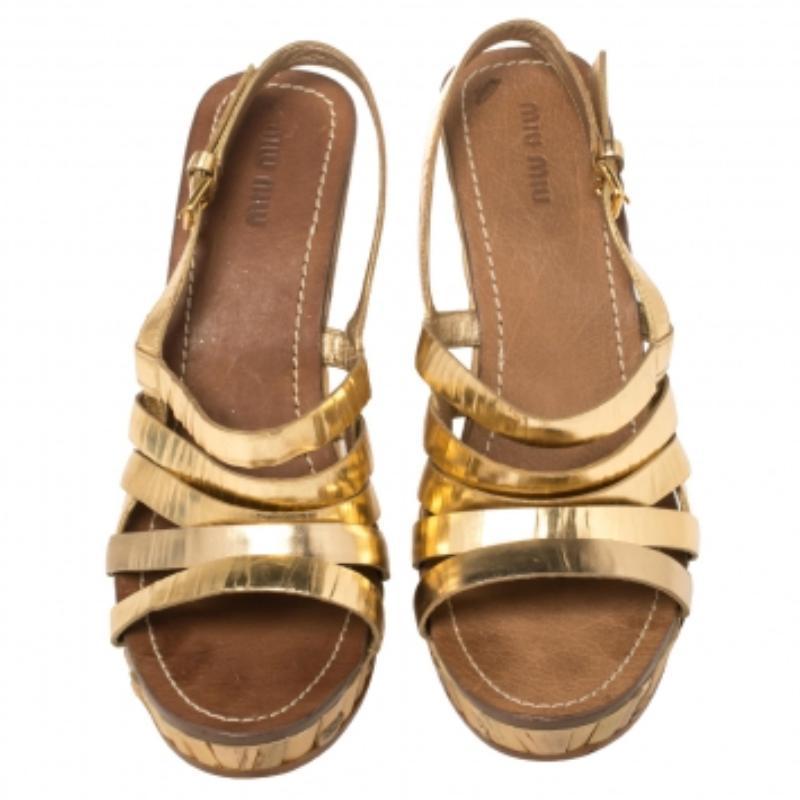 Brown Miu Miu Gold Leather Panel Bamboo Wedge Sandals Size 40 For Sale