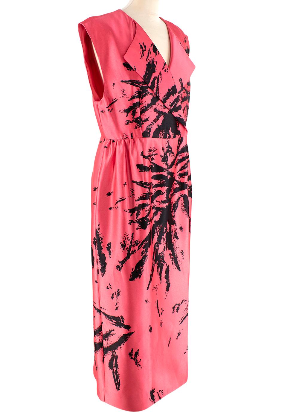 Miu Miu Grapefruit Pink Printed Wrap Dress

 - Grapefruit-pink and black printed silk.
- fully lined
- single vent to the back
- Concealed hook and snap fastenings at wrap front
- Wide Lapels
- Sleeveless  
- V-Neck

Material: 
100% silk 
Lining: