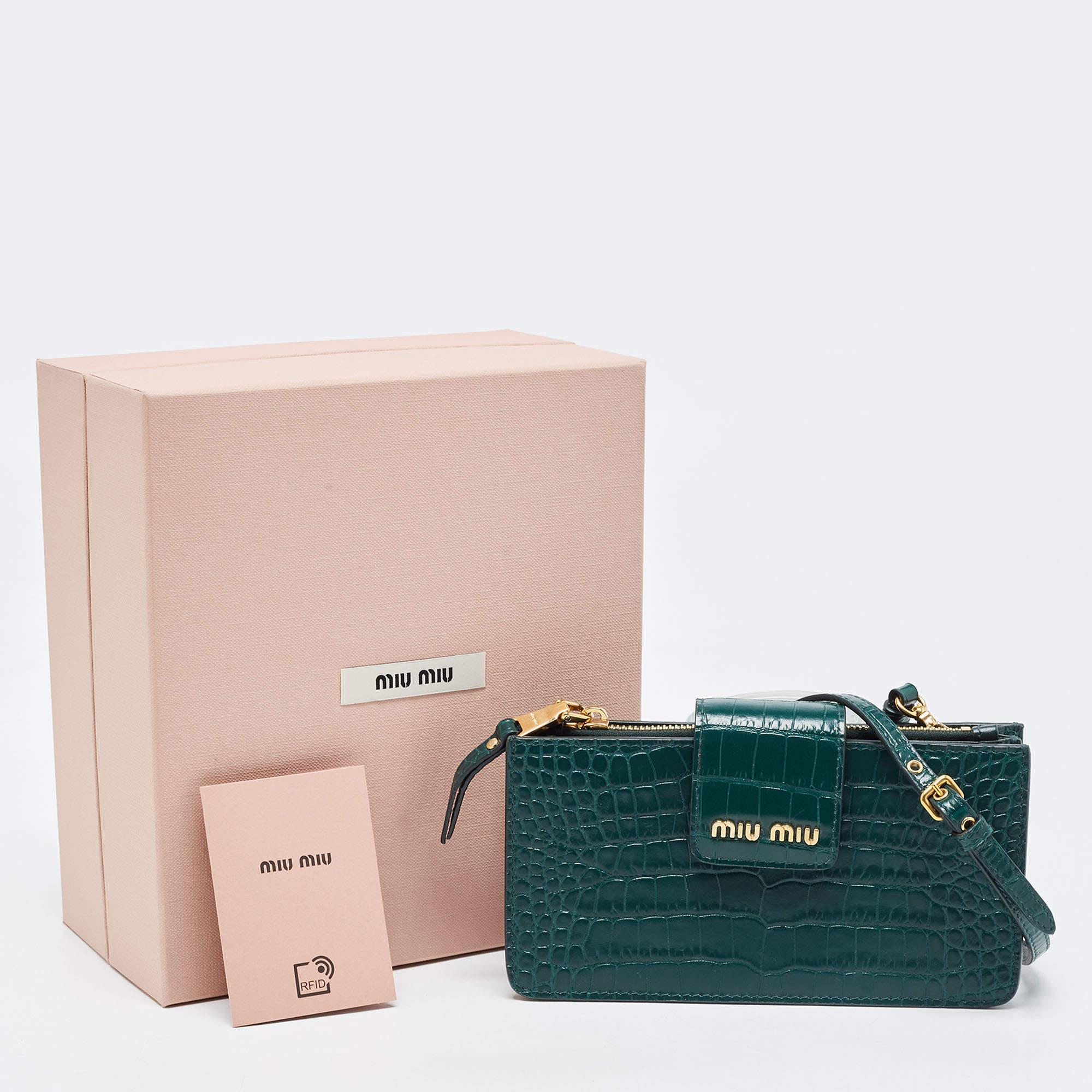 Miu Miu Green Croc Embossed Leather Phone Wallet Crossbody Bag 11