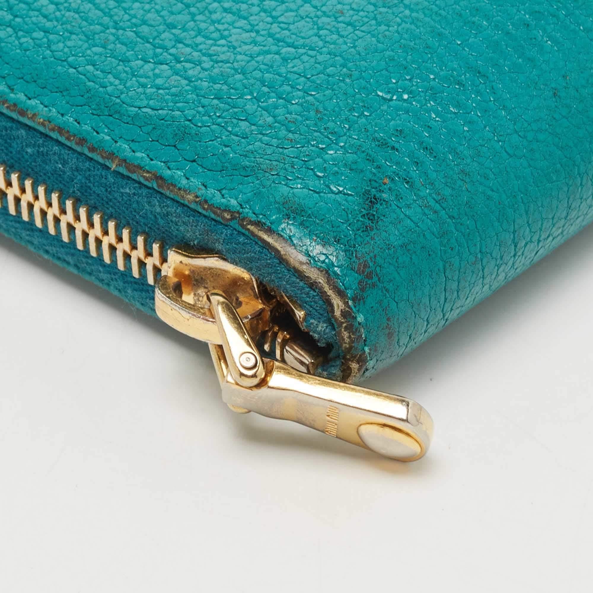 Miu Miu Green Leather Zip Around Wallet For Sale 5