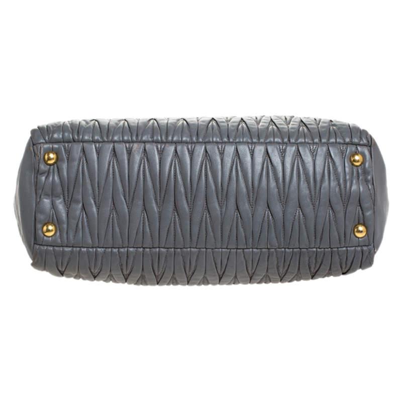 Miu Miu Grey Matelassé Leather Bow Satchel For Sale 4