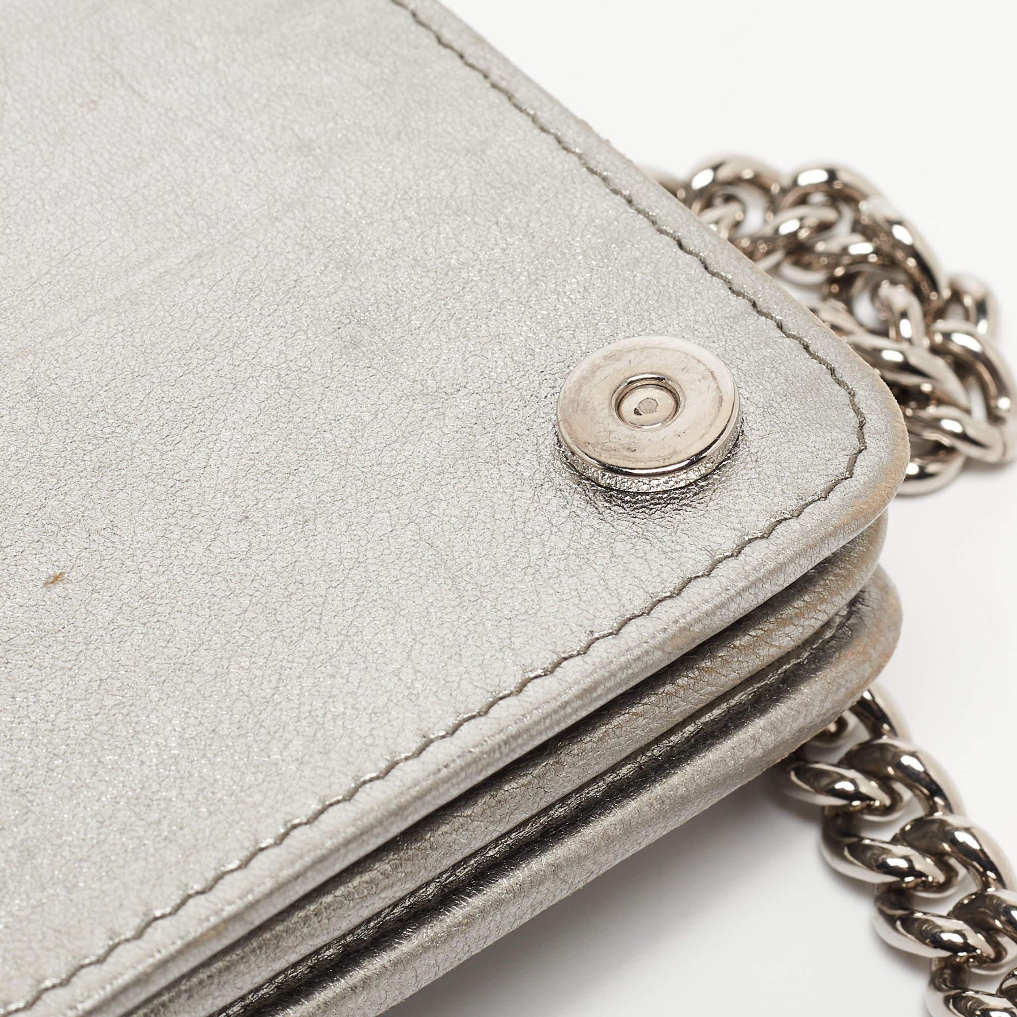 Miu Miu Grey Matelassé Leather Chain Crossbody Bag For Sale 15