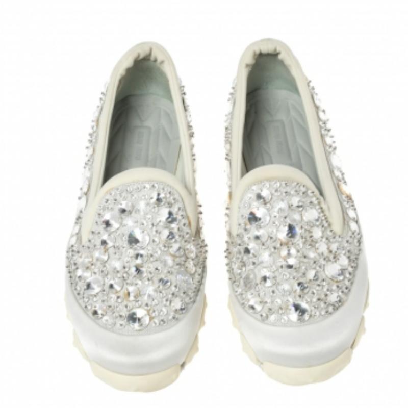Miu Miu Grey Satin And Fabric Crystal Embellished Slip On Sneakers Size 38.5 In Good Condition For Sale In Dubai, Al Qouz 2