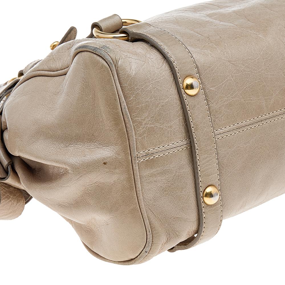 Miu - Sac à main en cuir Vitello Lux avec nœud gris 3