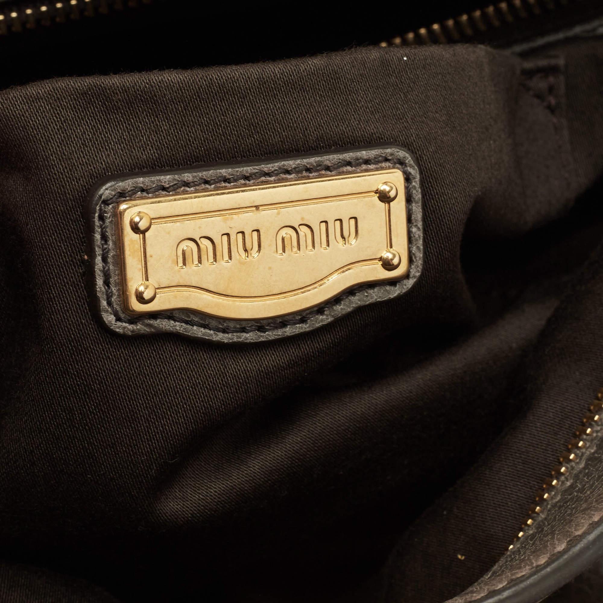 Miu Grau Vitello Lux Leder Side Bow Tasche aus Leder 2