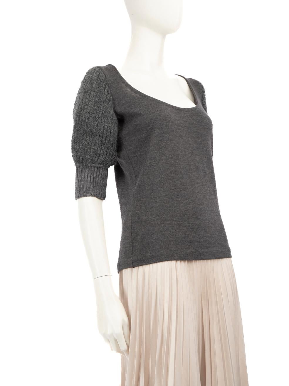 CONDITION is Very good. Minimal wear to the top is evident, the brand label is ripped on this used Miu Miu designer resale item.
 
 Details
 Grey
 Wool
 Knit jumper
 Mid balloon sleeves
 Round neck
 Ribbed knit cuff
 Stretchy
 
 
 Made in Italy
 
