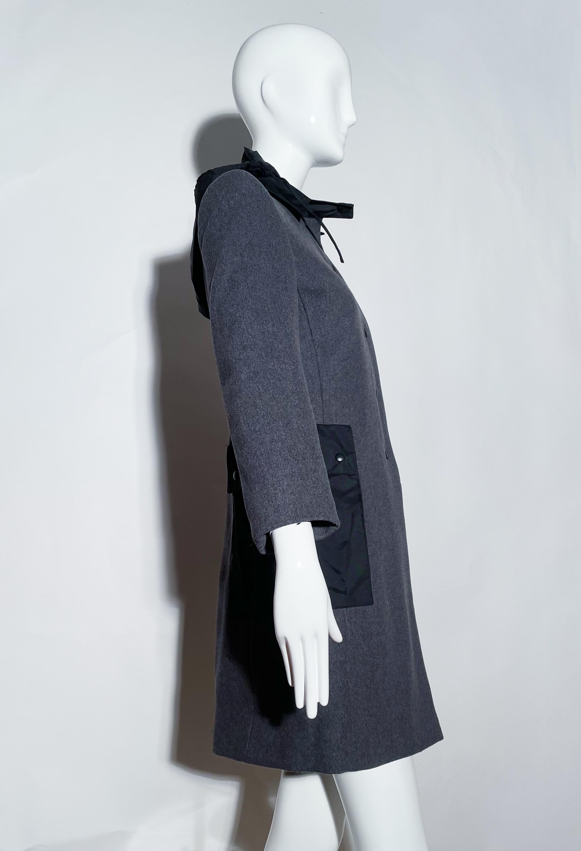 Women's Miu Miu Grey Wool Coat For Sale