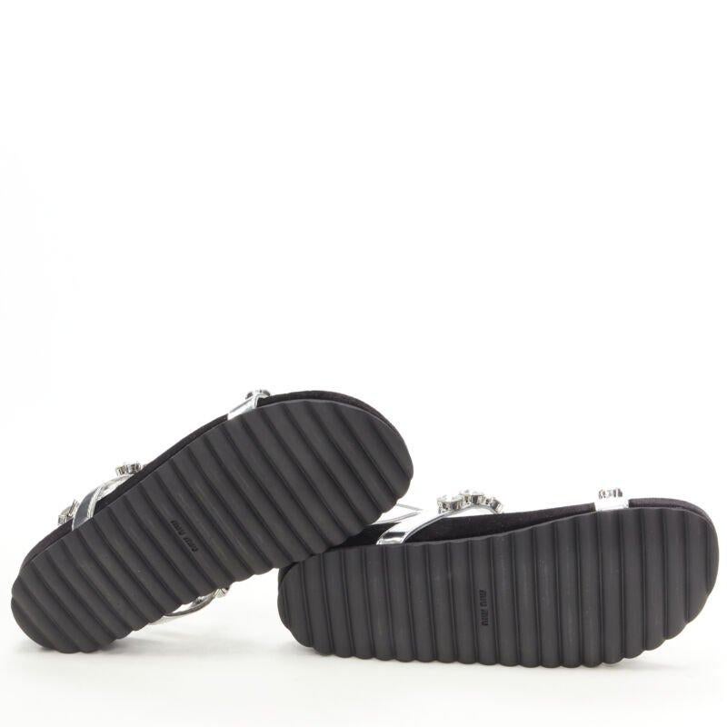 MIU MIU sandali piatti in velluto argento metallizzato con strass grandi EU36 in vendita 6