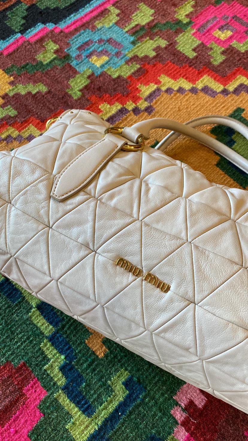 Miu Miu Ledertasche 13