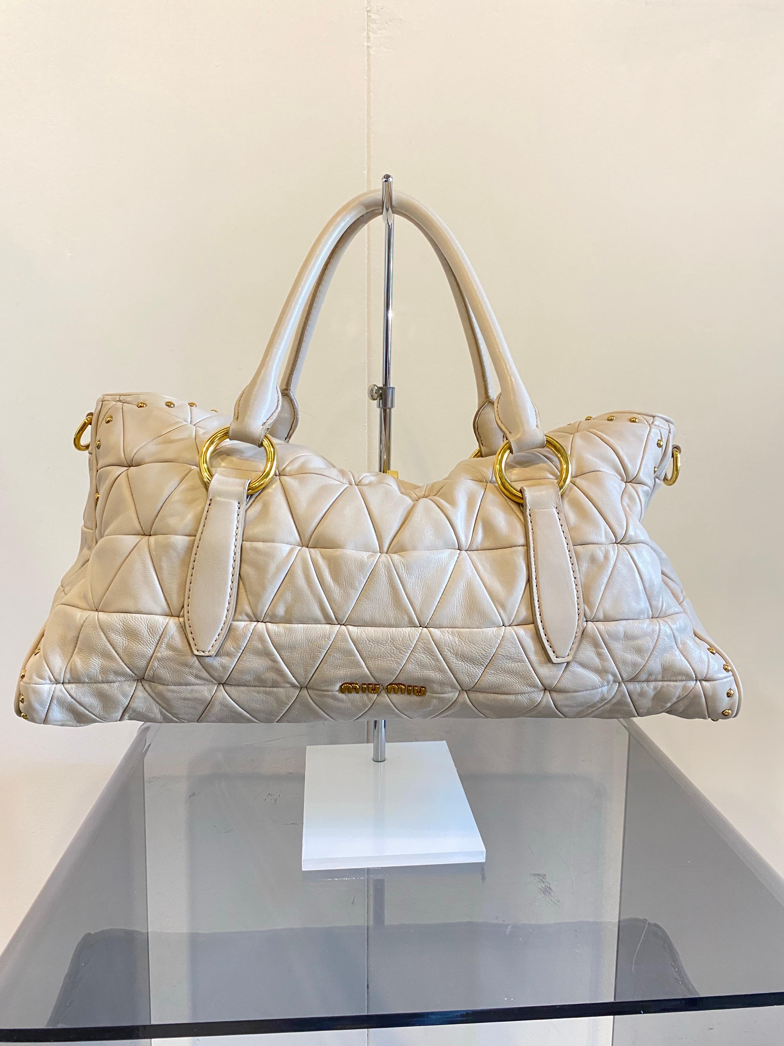 Miu Miu Ledertasche 4