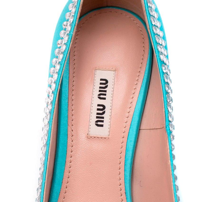Miu Miu Light Blue Satin Crystal Trim Pointed Pumps In Excellent Condition For Sale In London, GB