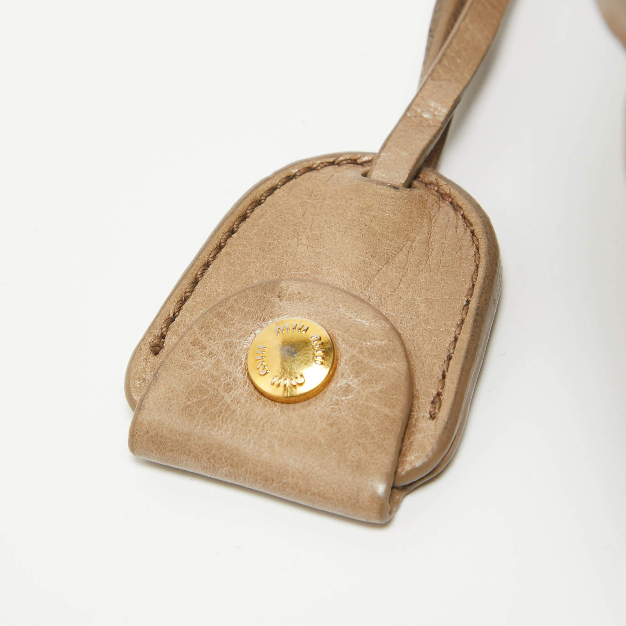 Miu Miu Light Green matelassé Leather Coffer Hobo 4