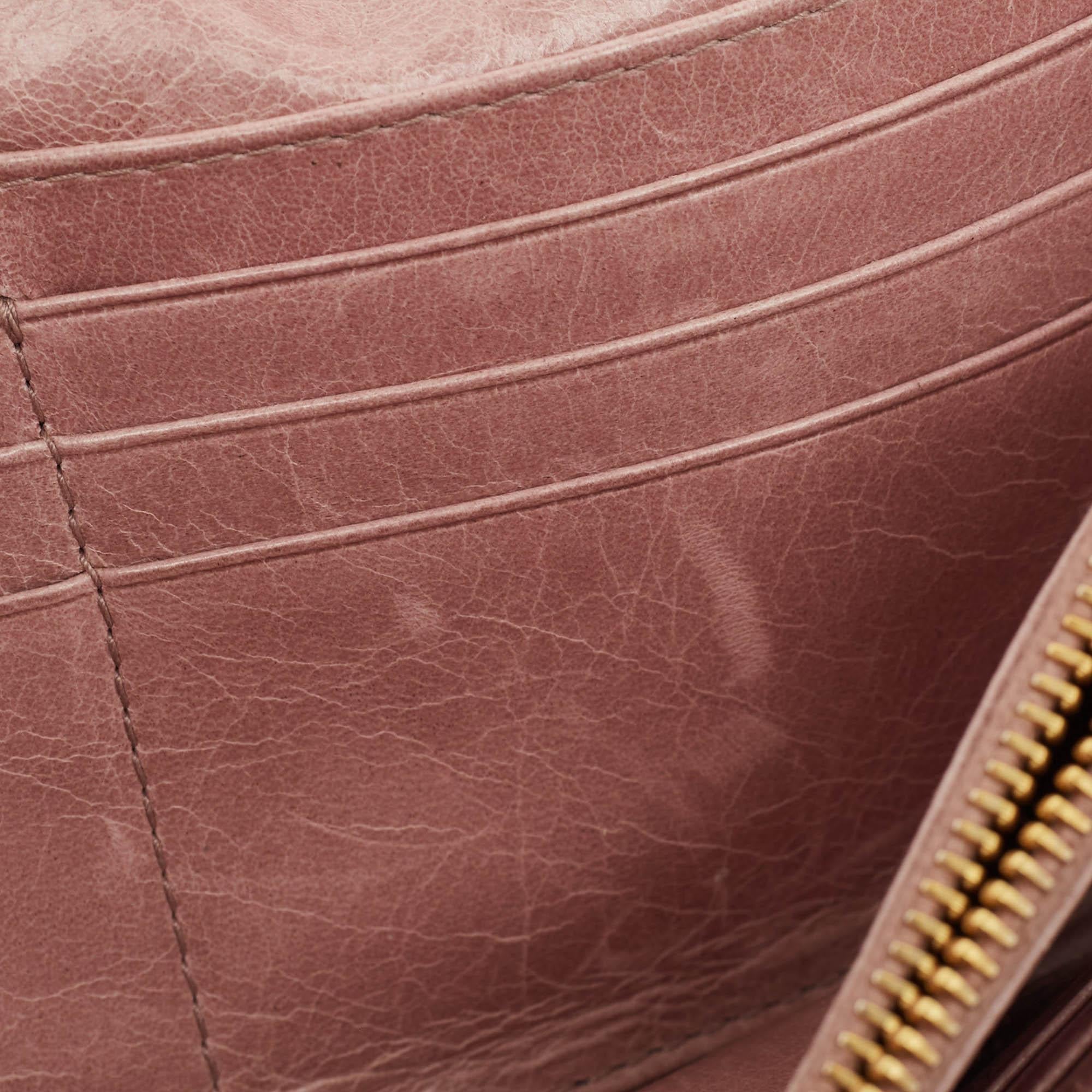Miu Miu Light Pink Matelassé Leather Flap Continental Wallet In Good Condition In Dubai, Al Qouz 2
