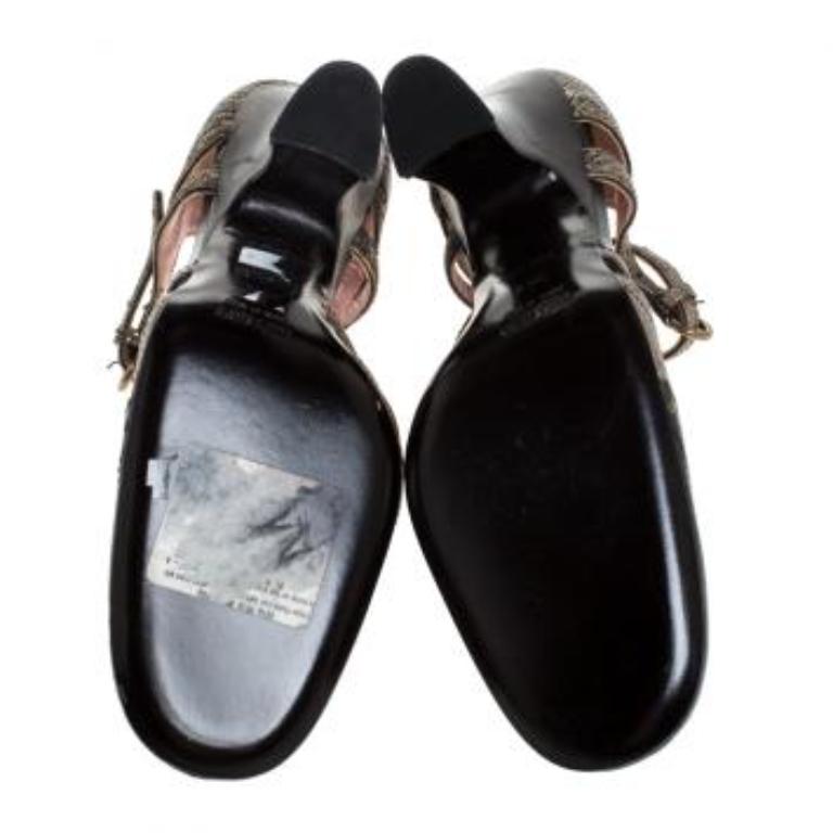 Miu Miu Metallic Grau/Silber Brogue Leder D'Orsay Riemchen Pumps Größe 36.5 im Angebot 4