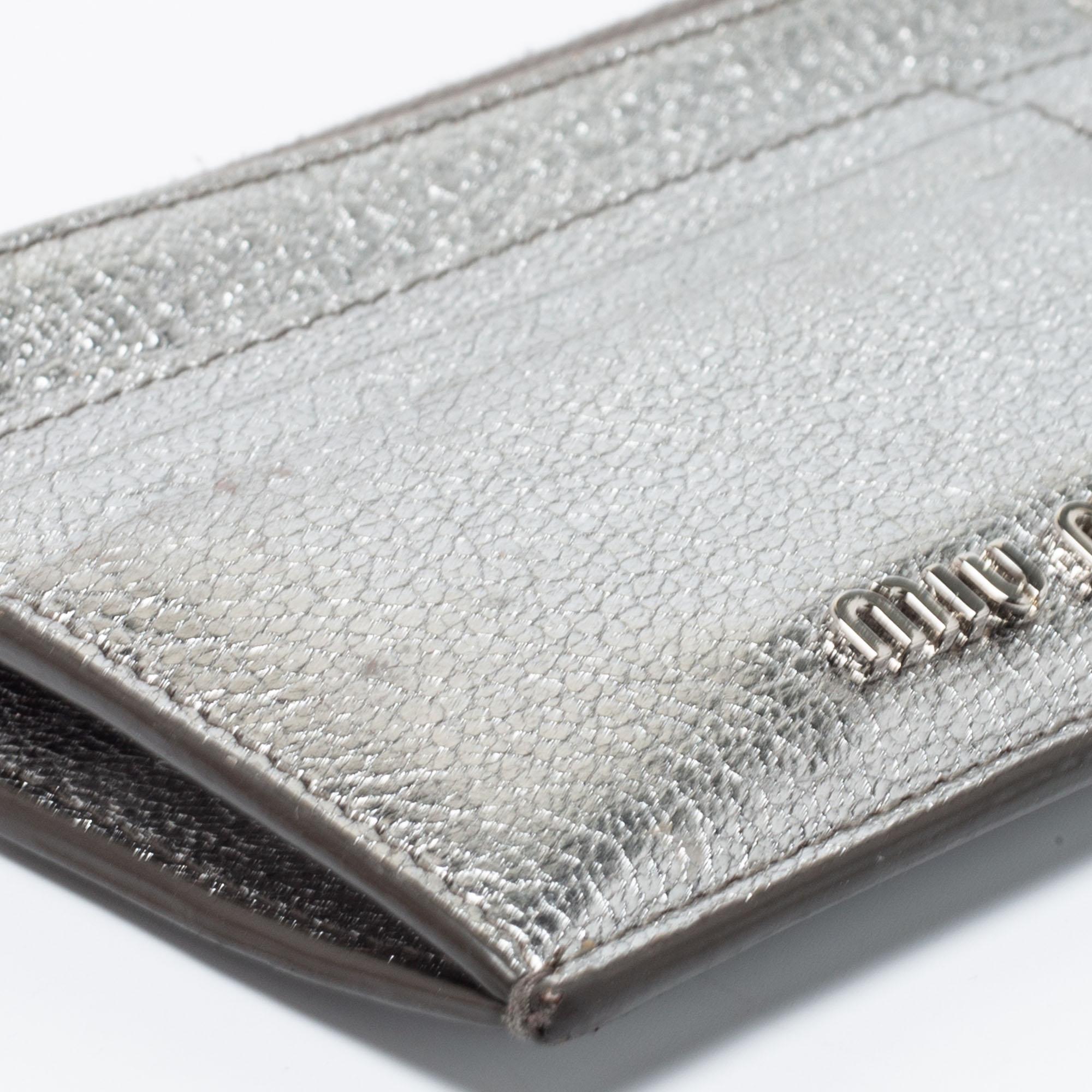 小物 MIUMIU silver leather card case pouch Miu Miu Card Holder Silver Womens Miu Miu
