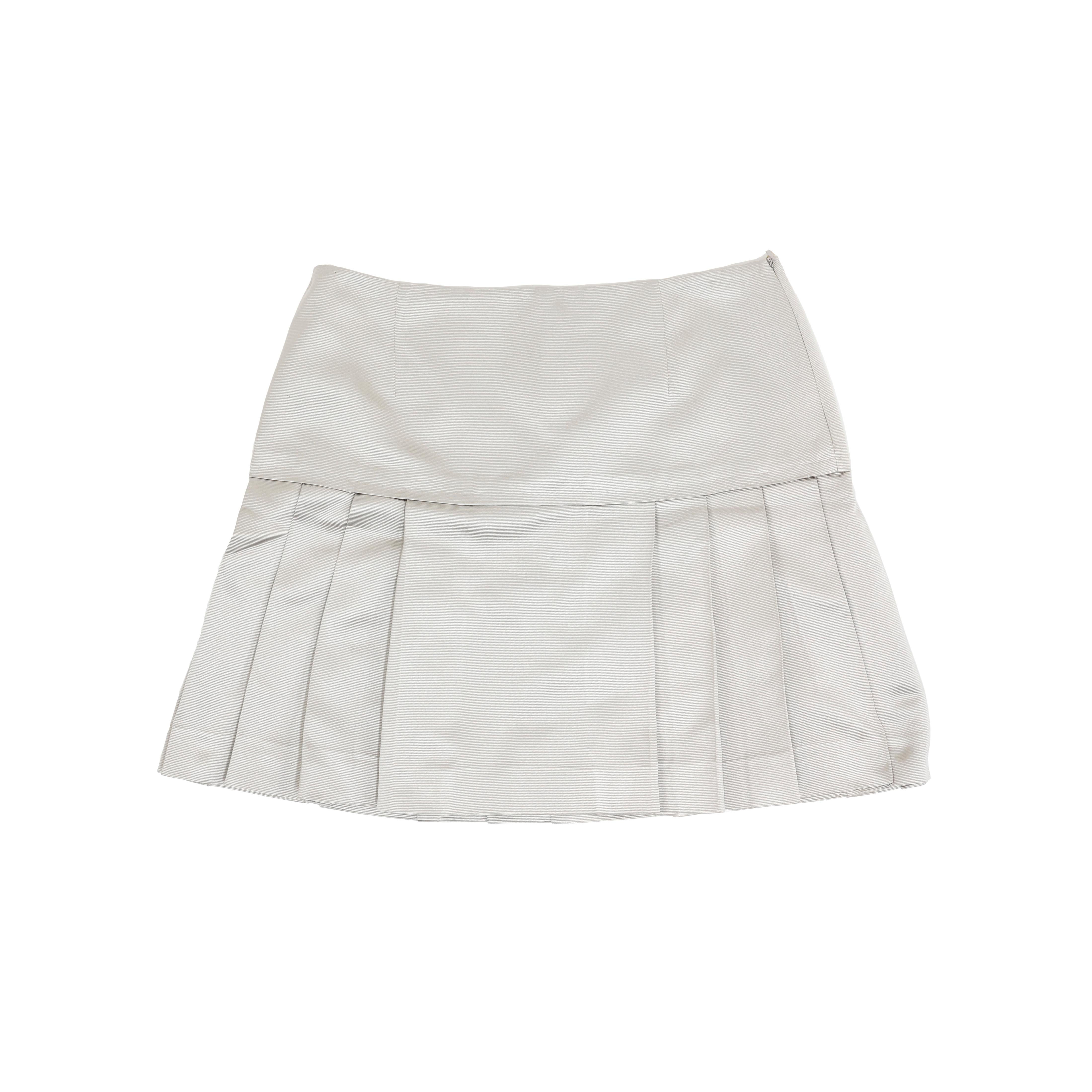 Miu Miu mini Skirt in sil For Sale 3