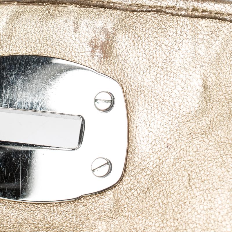 Miu Miu Multicolor Embellished Jacquard Clutch In Excellent Condition In Dubai, Al Qouz 2