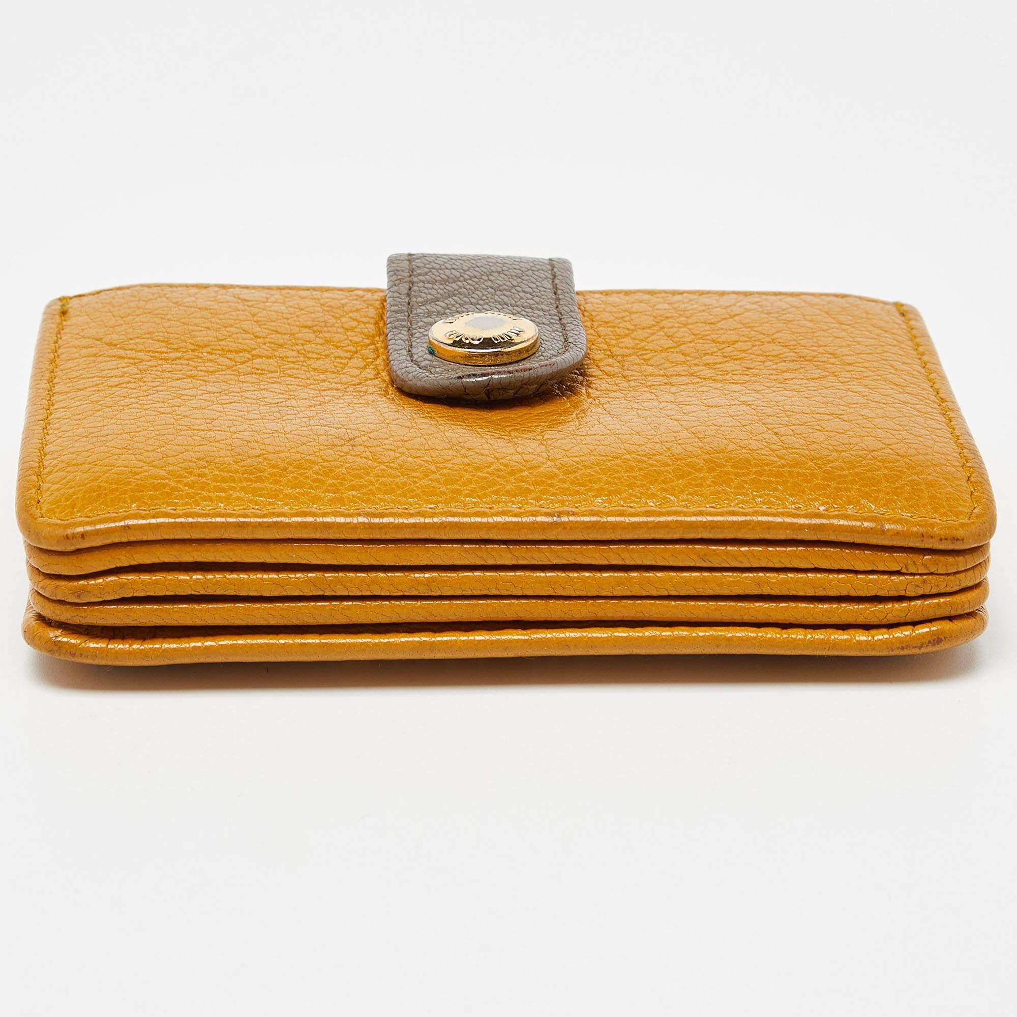 Miu Miu Mustard/Grey Leather Card Case For Sale 2