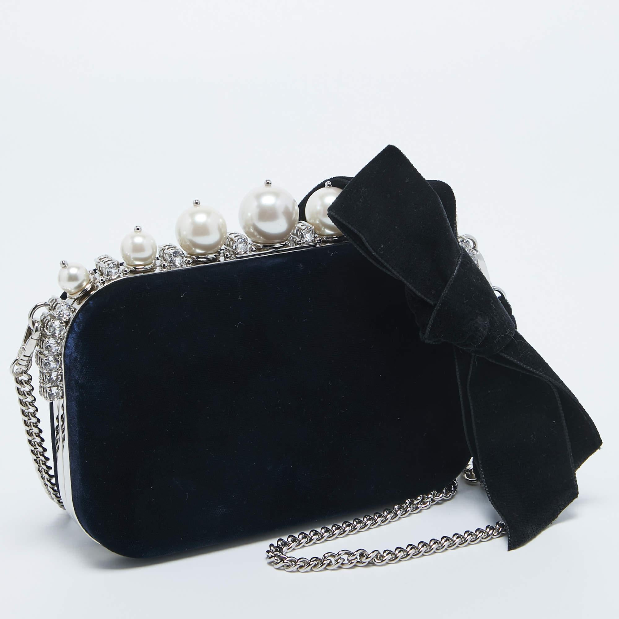 Miu Miu Navy Blue Velvet Pearl and Crystal Embellished Box Chain Clutch In Excellent Condition In Dubai, Al Qouz 2