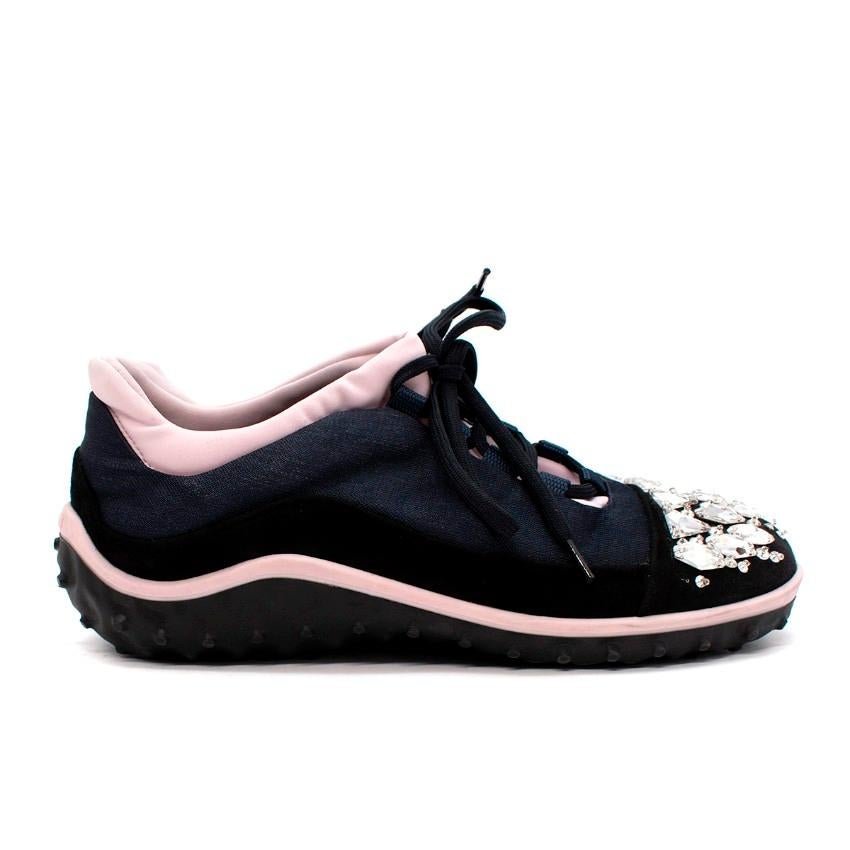  Miu Miu Navy & Light Pink Rhinestone Toe Lace Up Sneakers
 

 - Low-top lace-up sneakers
 - Black, navy, and light pink panels
 - Rhinestone embellishment to the round toe
 

 Materials:
 Synthetic
 

 Made in Italy
 

 PLEASE NOTE, THESE ITEMS ARE