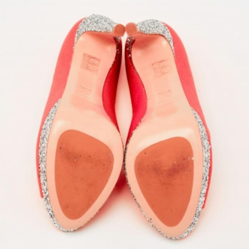 Miu Miu Neon Pink Leather And Glitter Peep Toe Platform Pumps Size 38.5 For Sale 2