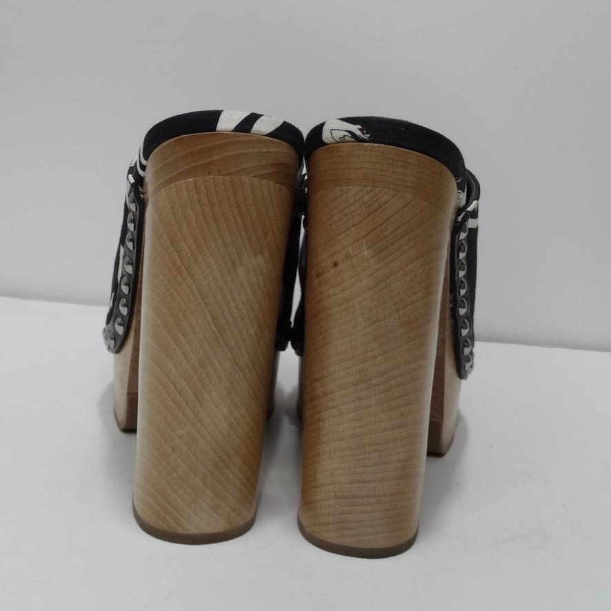 Donna Tacchi Miu Miu con stampa astratta color nudo