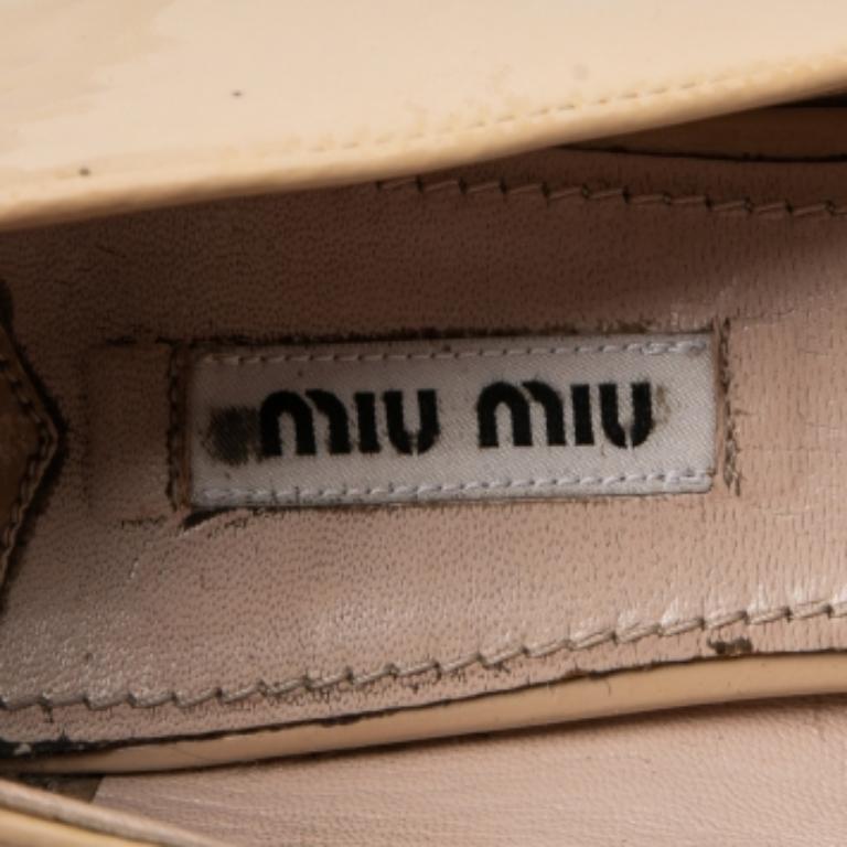 Women's Miu Miu Nude Patent Leather Crystals Bow Ballet Flats Size 37