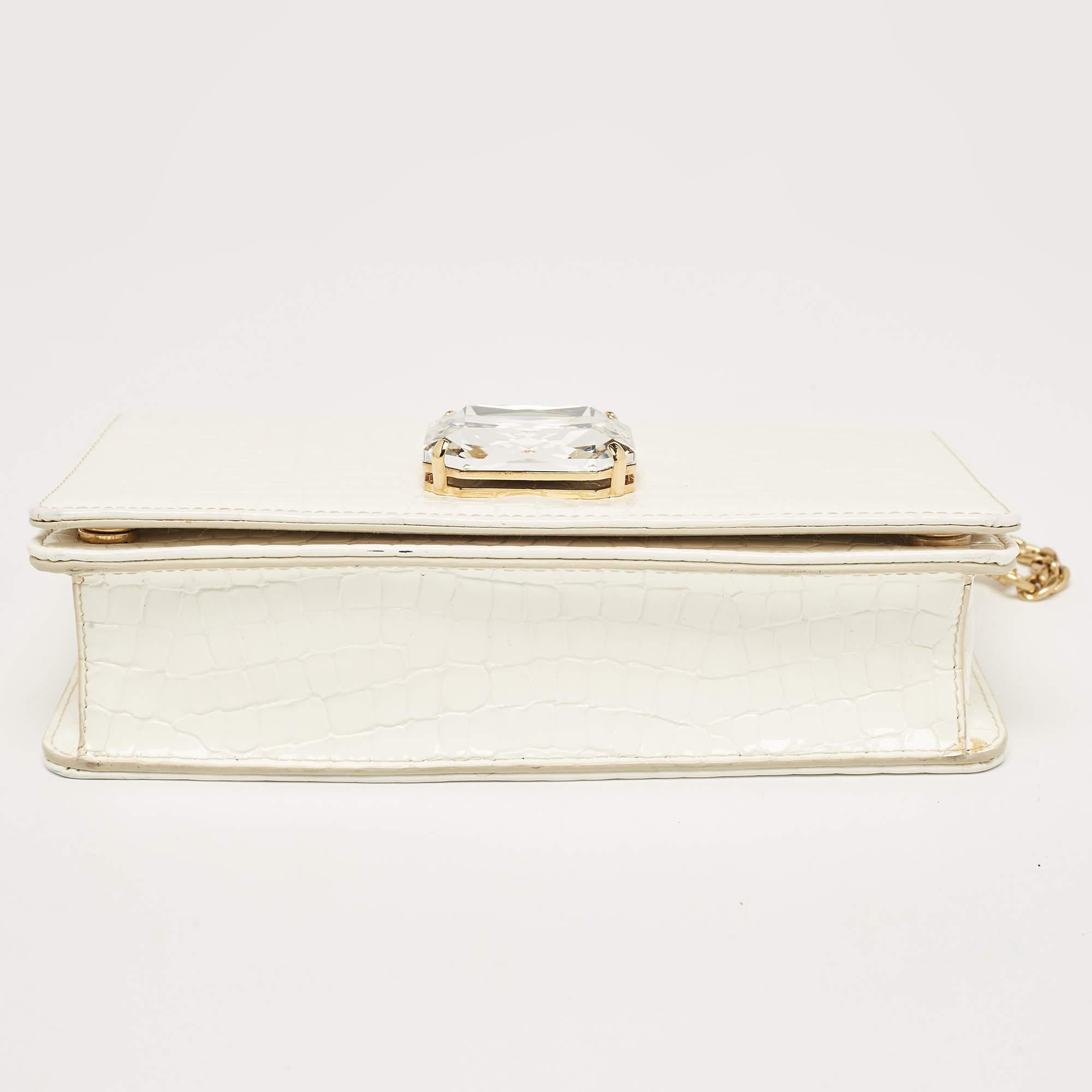 Miu Miu Off White Croc Embossed Leather Crystal Embellished Chain Clutch For Sale 7