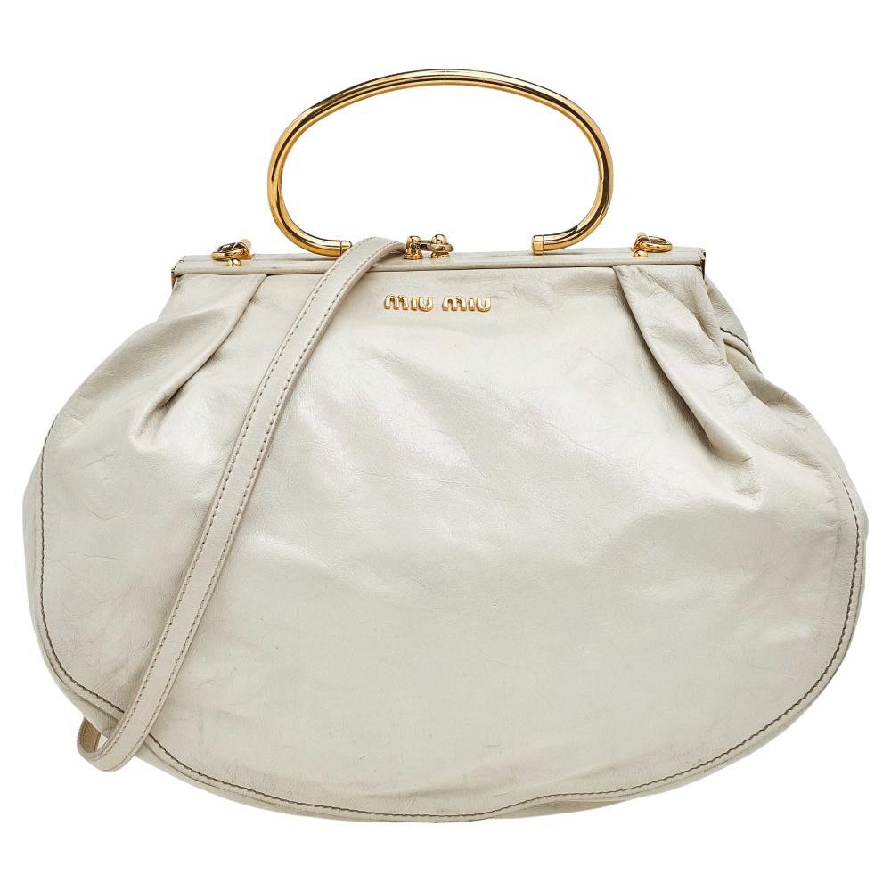 Miu Off White Ledertasche mit Metallrahmen