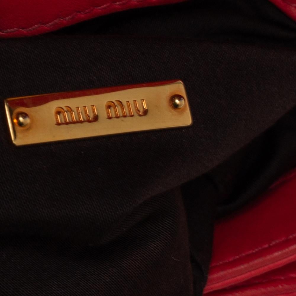 Miu Miu Orange Leather Studded Crossbody Bag In Good Condition In Dubai, Al Qouz 2